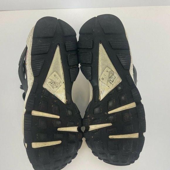 Nike Air Huarache Aloha Print Shoes Floral Pattern Black Womens Size 9.5 - Picture 5 of 6